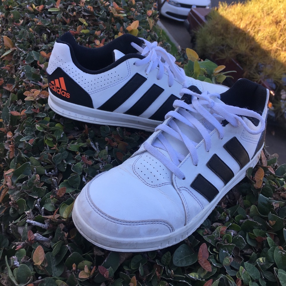 Vintage adidas superstars